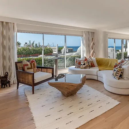 Oasis House