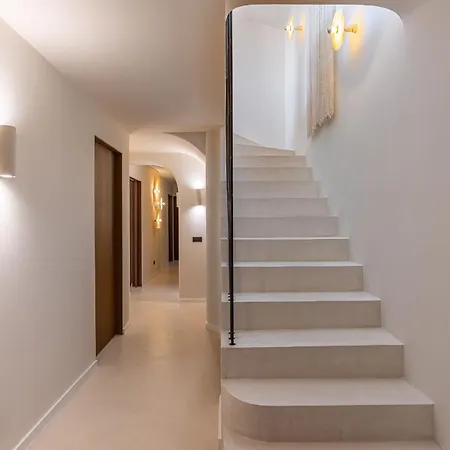 Oasis House ماربيا
