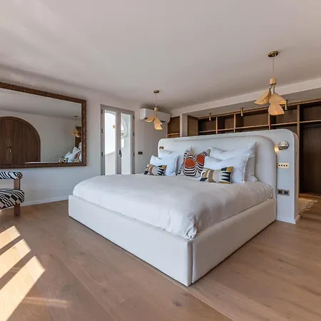Oasis House